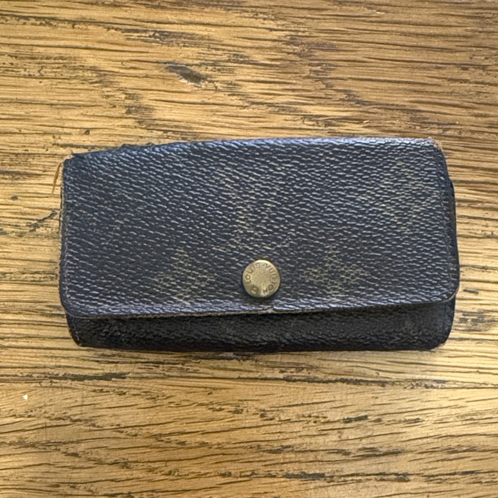 Louis Vuitton Monogram 4 Key Holder